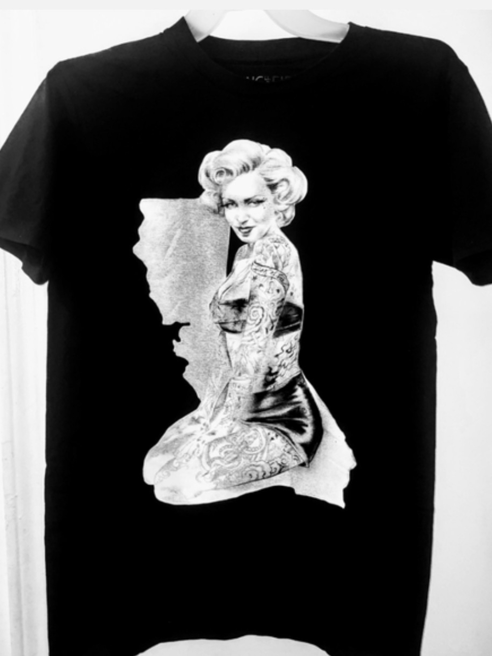 Ring Of fire Marilyn Monroe T-Shirt